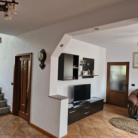 Villa Casa Paty à Mînăstirea Humorului Extérieur photo