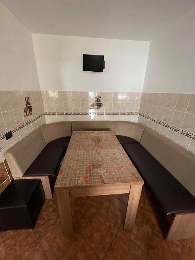 Villa Casa Paty à Mînăstirea Humorului Extérieur photo