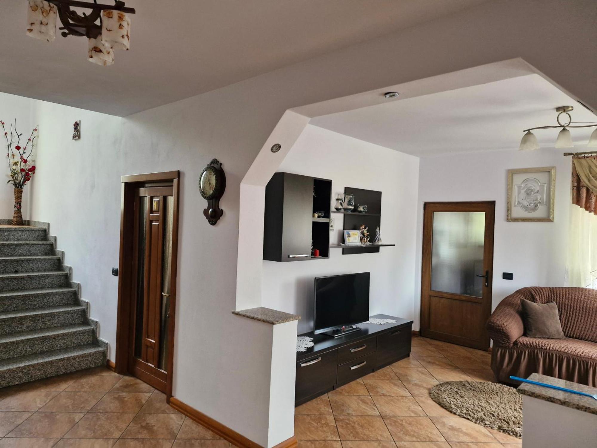 Villa Casa Paty à Mînăstirea Humorului Extérieur photo