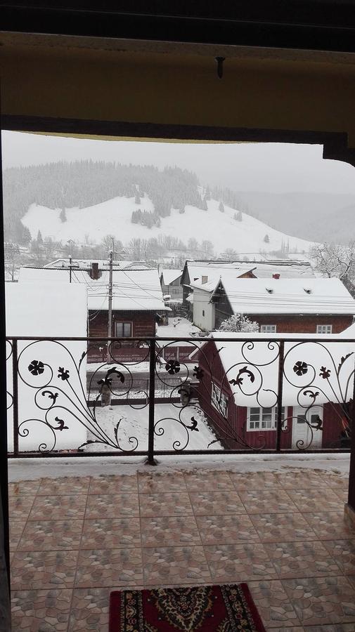 Villa Casa Paty à Mînăstirea Humorului Extérieur photo
