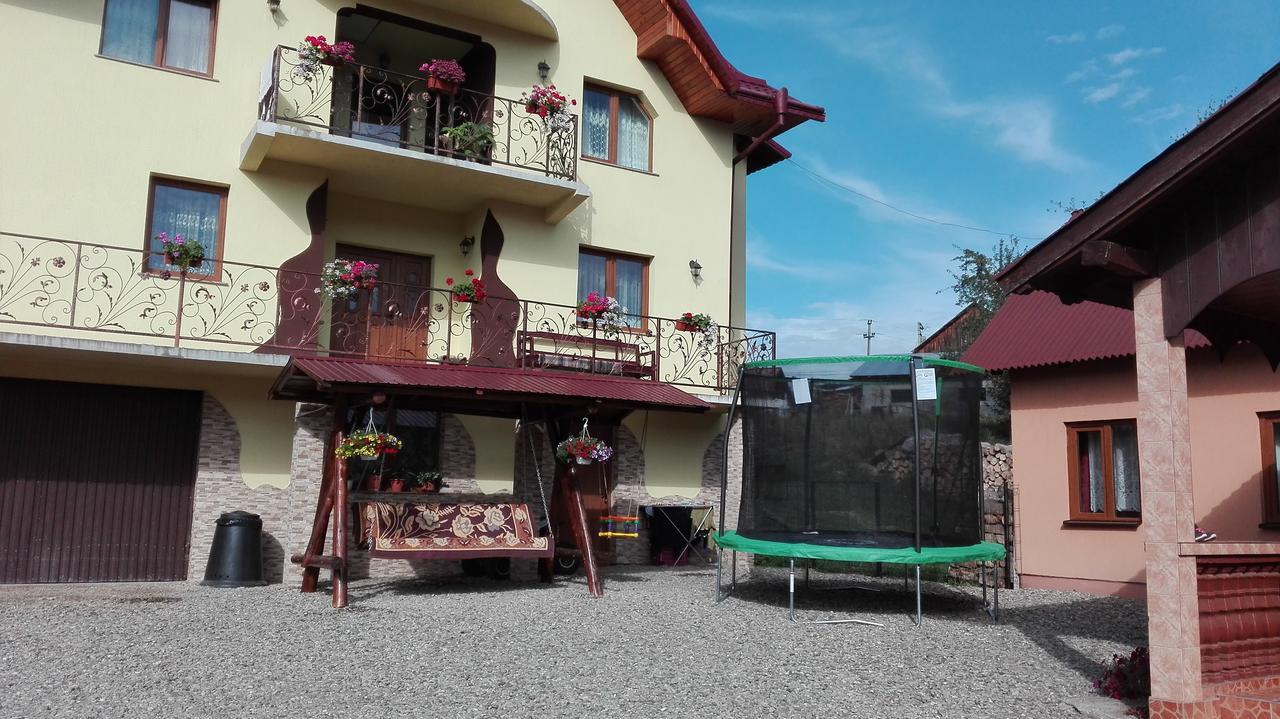 Villa Casa Paty à Mînăstirea Humorului Extérieur photo
