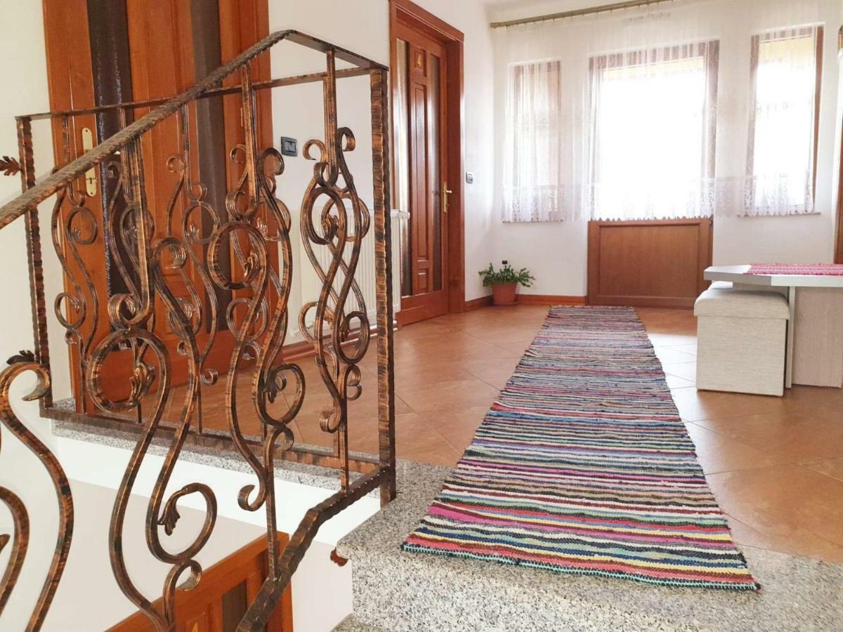 Villa Casa Paty à Mînăstirea Humorului Extérieur photo