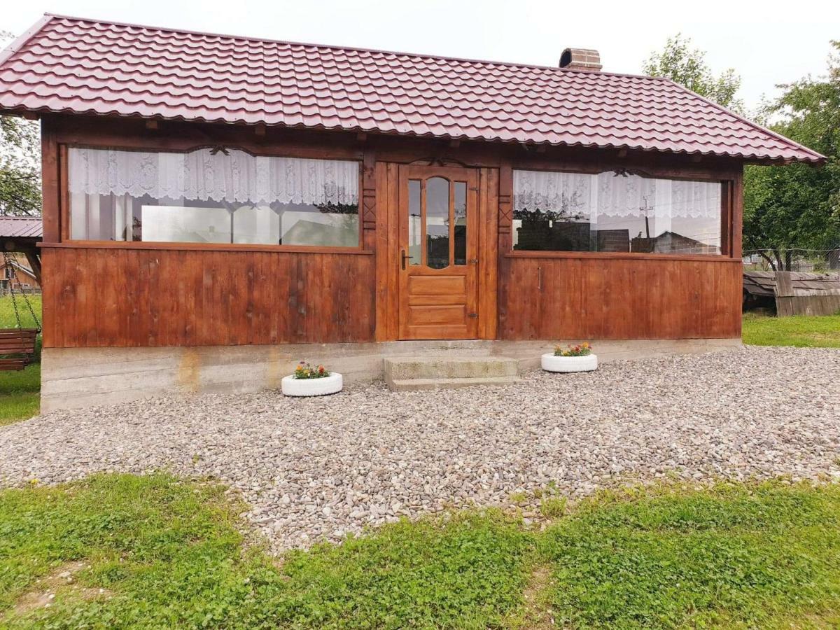 Villa Casa Paty à Mînăstirea Humorului Extérieur photo