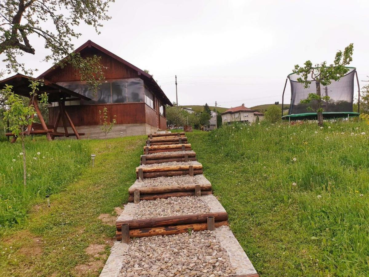 Villa Casa Paty à Mînăstirea Humorului Extérieur photo