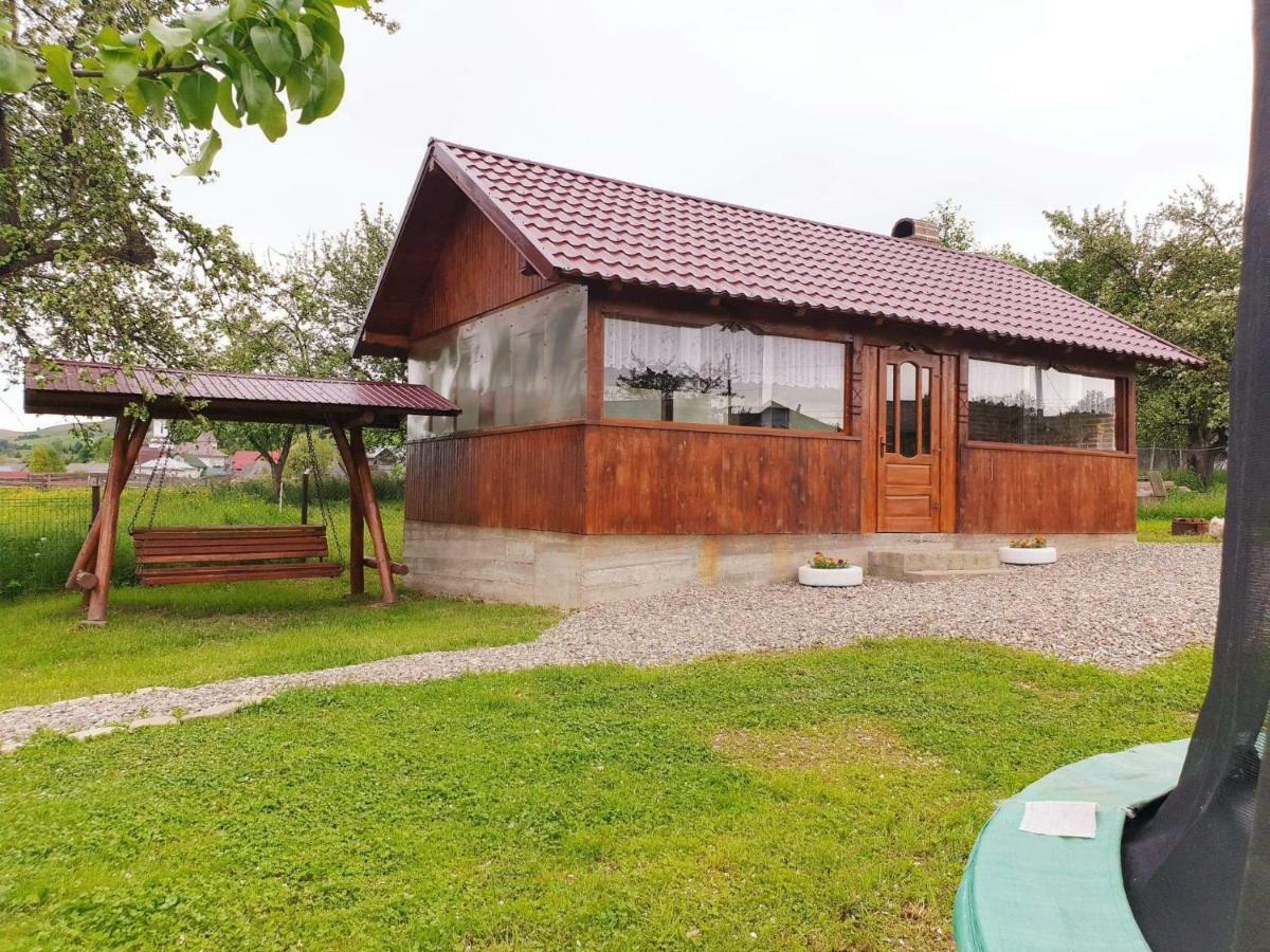 Villa Casa Paty à Mînăstirea Humorului Extérieur photo
